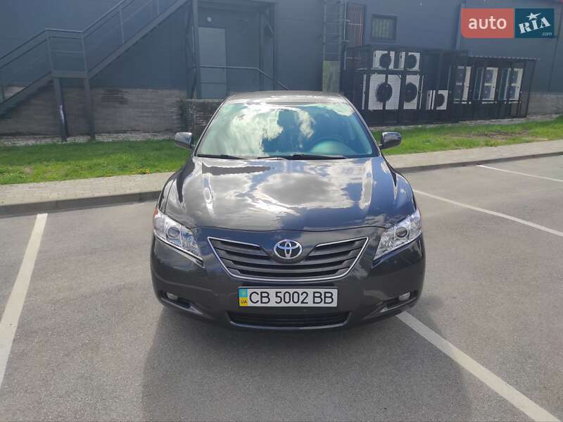 Седан Toyota Camry 2007 в Чернігові