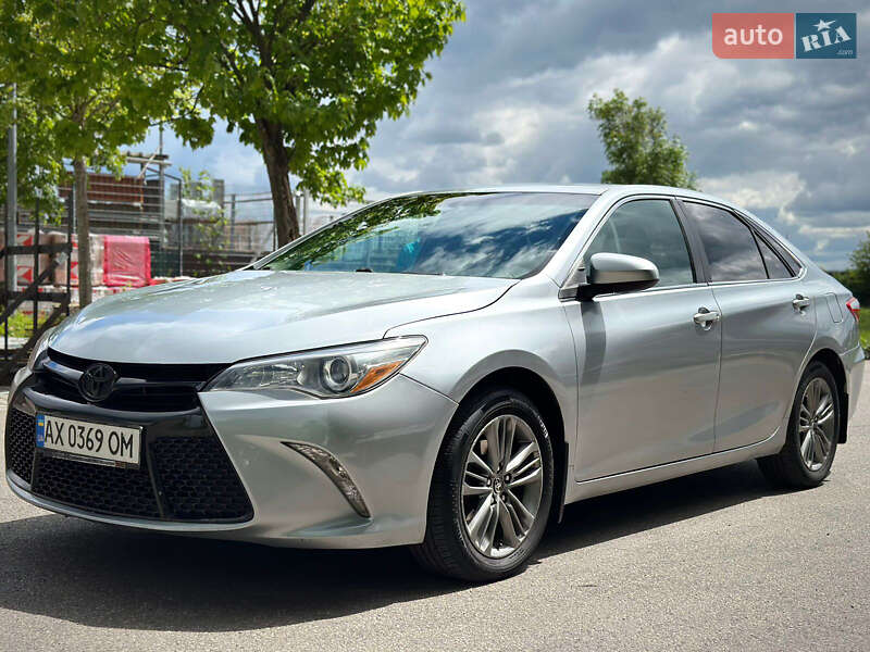 Седан Toyota Camry 2015 в Львове фото Седан Toyota Camry 2015 в Львове