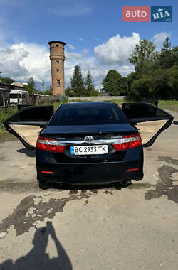 Седан Toyota Camry 2012 в 