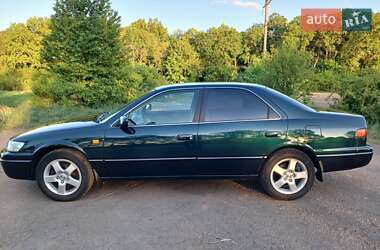 Седан Toyota Camry 1997 в 