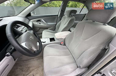 Седан Toyota Camry 2007 в 