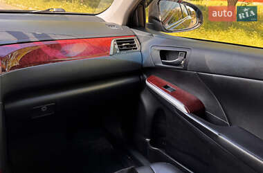 Седан Toyota Camry 2013 в 