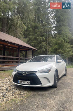 Седан Toyota Camry 2016 в Житомире