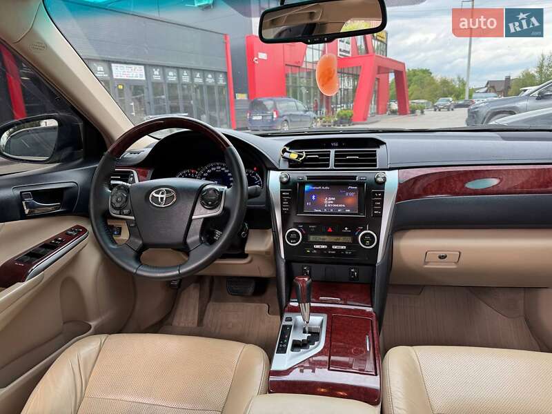 Седан Toyota Camry 2012 в Тернополі фото 13 Седан Toyota Camry 2012 в Тернополі