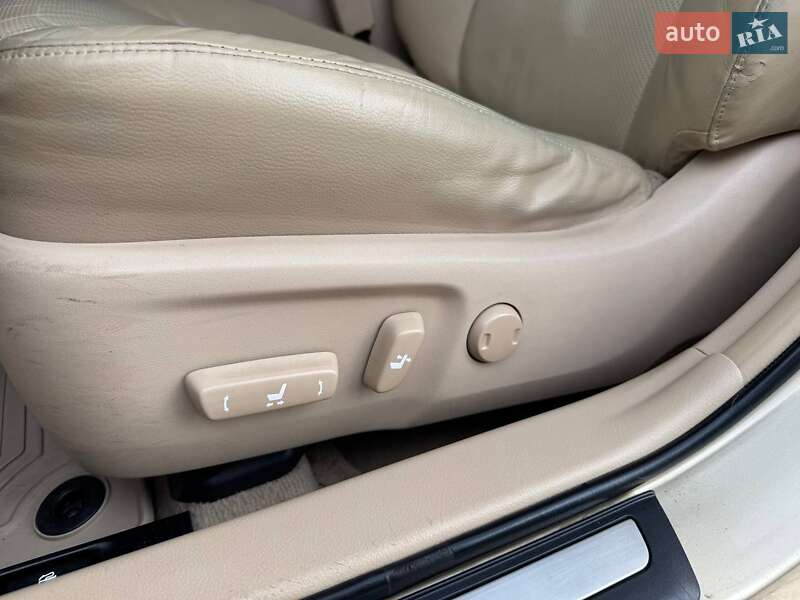 Седан Toyota Camry 2012 в Тернополі фото 18 Седан Toyota Camry 2012 в Тернополі