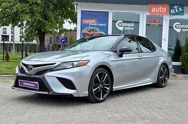 Седан Toyota Camry 2018 в 
