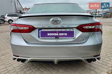 Седан Toyota Camry 2018 в 