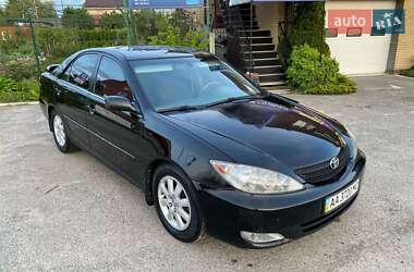 Седан Toyota Camry 2004 в Києві