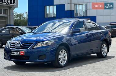 Седан Toyota Camry 2010 в Одесі
