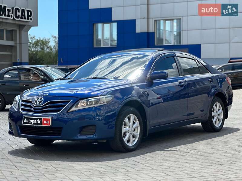 Toyota Camry 2010