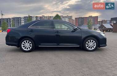 Седан Toyota Camry 2014 в 