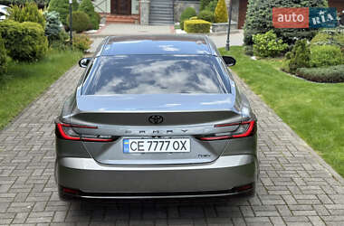 Седан Toyota Camry 2024 в 