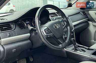Седан Toyota Camry 2016 в 