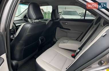 Седан Toyota Camry 2016 в 