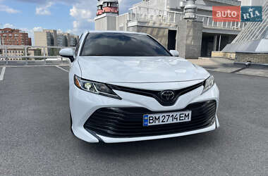 Седан Toyota Camry 2019 в 
