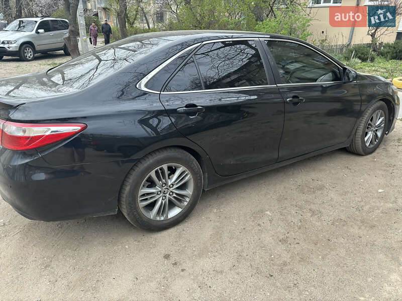 Седан Toyota Camry 2014 в Днепре