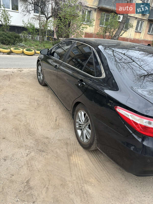 Седан Toyota Camry 2014 в Днепре