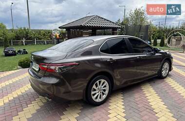 Седан Toyota Camry 2021 в 