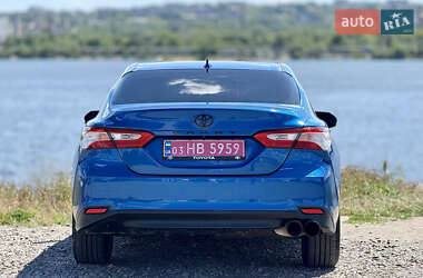 Седан Toyota Camry 2019 в 