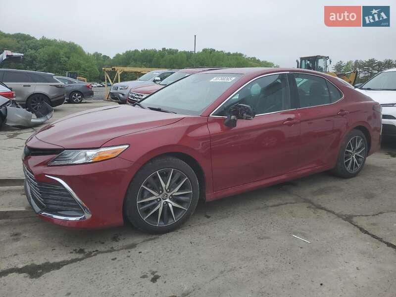 Toyota Camry 2022