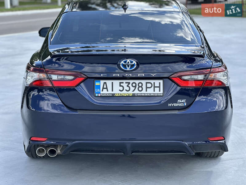 Седан Toyota Camry 2021 в Фастове