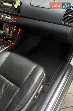 Седан Toyota Camry 2005 в 