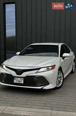 Toyota Camry 2017
