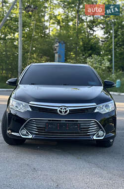Седан Toyota Camry 2014 в Харькове