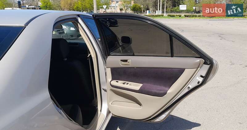 Седан Toyota Camry 2004 в Белой Церкви