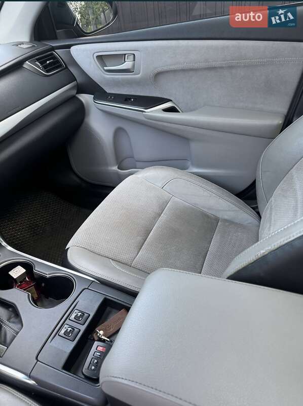 Седан Toyota Camry 2015 в Києві фото 7 Седан Toyota Camry 2015 в Києві