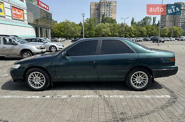 Седан Toyota Camry 1997 в 