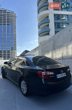 Седан Toyota Camry 2013 в 
