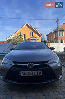 Седан Toyota Camry 2015 в 