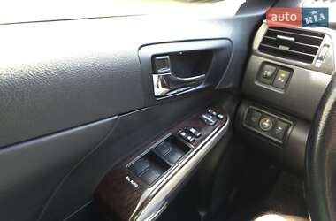 Седан Toyota Camry 2015 в 