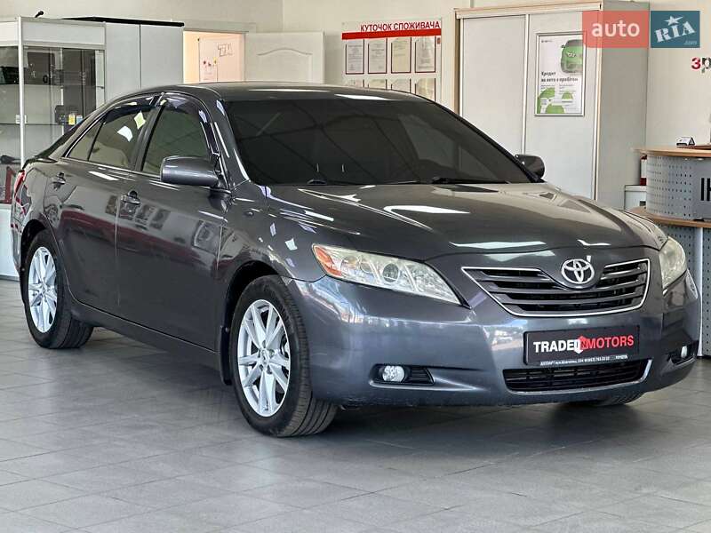 Седан Toyota Camry 2007 в 