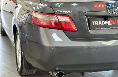 Седан Toyota Camry 2007 в 
