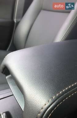 Седан Toyota Camry 2014 в 