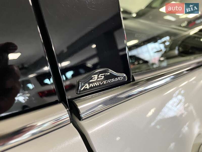 Седан Toyota Camry 2017 в Львові