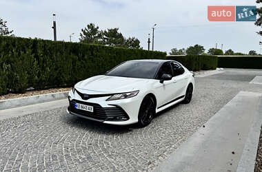 Седан Toyota Camry 2021 в Днепре