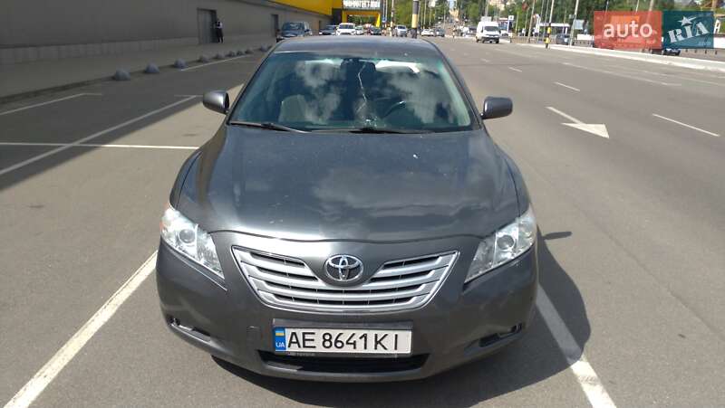 Седан Toyota Camry 2006 в 