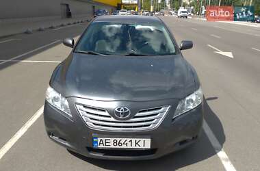Седан Toyota Camry 2006 в 