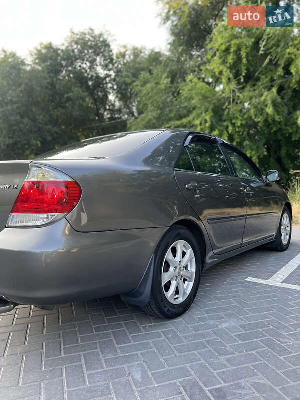 Седан Toyota Camry 2005 в Ізмаїлі
