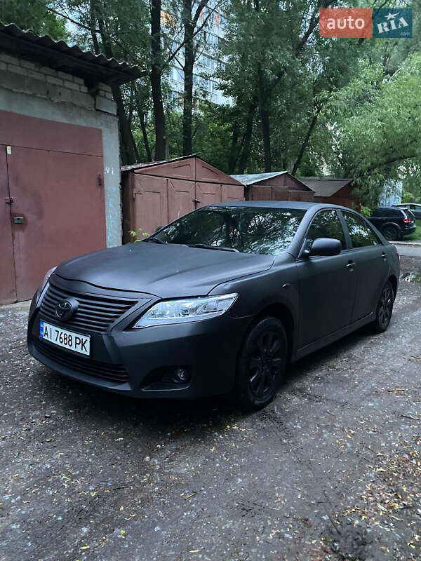 Седан Toyota Camry 2006 в Києві
