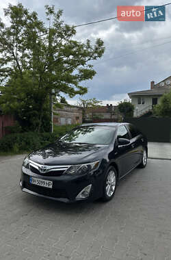 Седан Toyota Camry 2012 в 