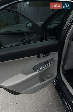 Седан Toyota Camry 2012 в 