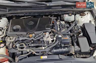 Седан Toyota Camry 2019 в 