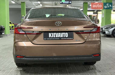Седан Toyota Camry 2024 в 