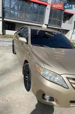 Седан Toyota Camry 2010 в 