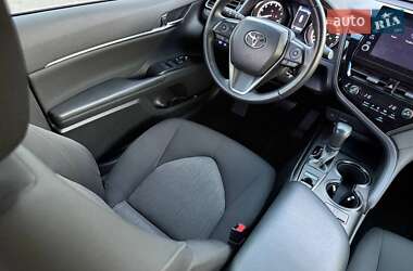 Седан Toyota Camry 2022 в 