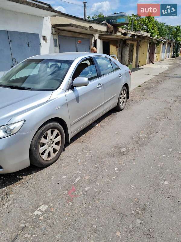 Седан Toyota Camry 2008 в Измаиле